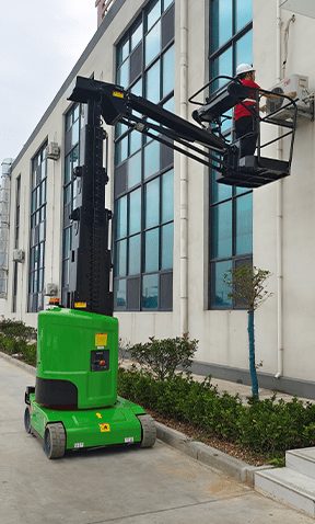 mast-lift-with-jib 3 Mast Lift with Jib