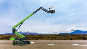 blog 7 Joovo Boom Lift on the road